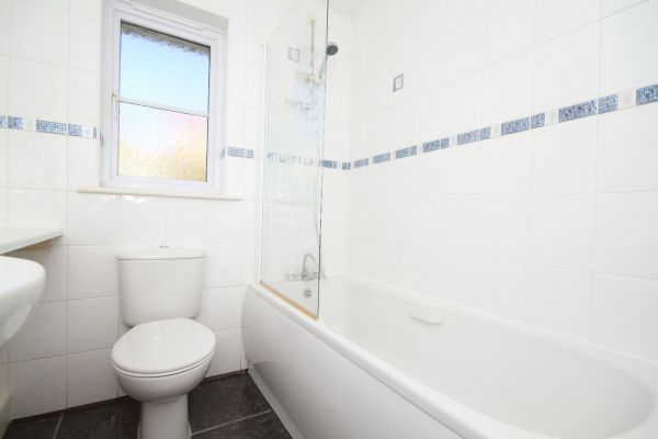 Cost of Shower Window Replacement in Doylestown